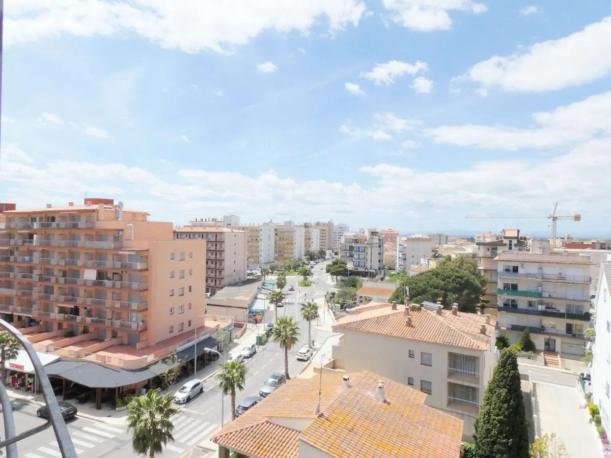 Bora 5-D Apartment Roses Spain